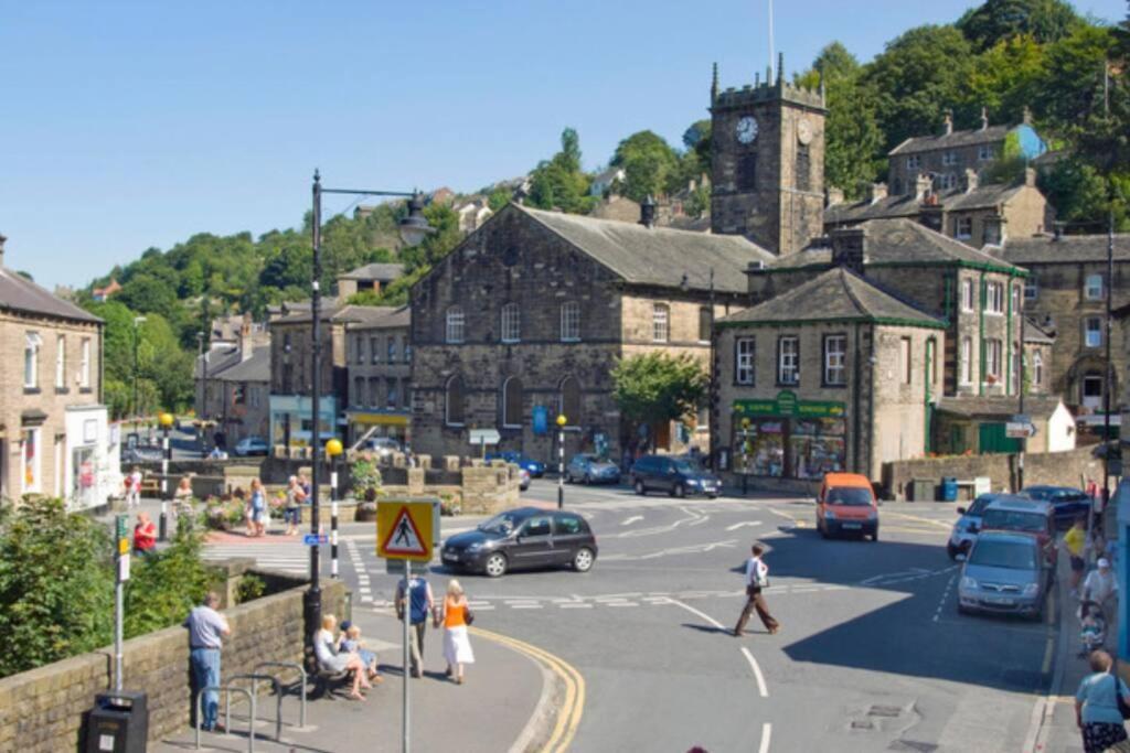 In Centre Holmfirth